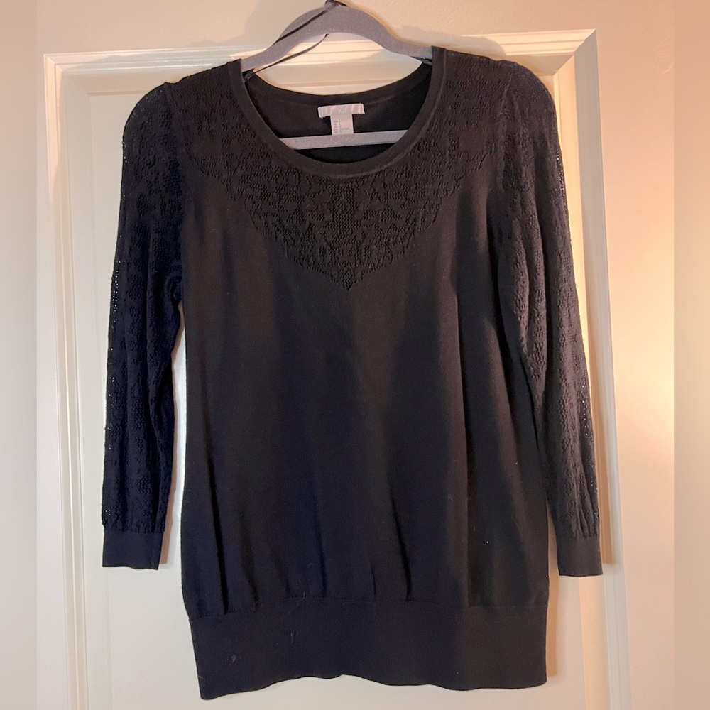 Black 3/4 Sleeve Sweater